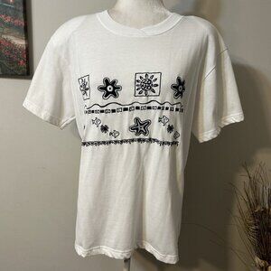 Vintage Suburbans Women White Beaded T-shirt Top Nautical Black Fish Stars Sz M